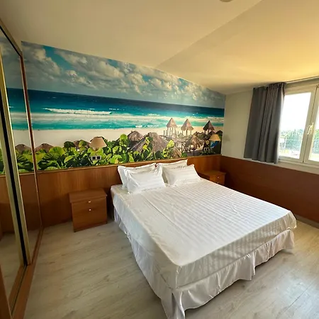 Paradise 3*