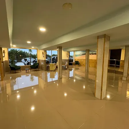 Paradise Hotel Cambrils