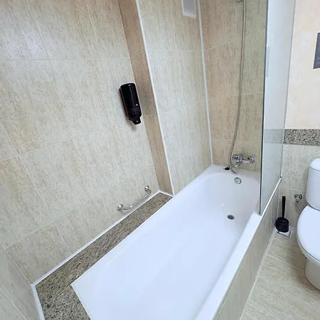 Paradise Hotel Cambrils