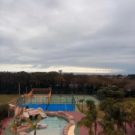 Paradise Hotel Cambrils